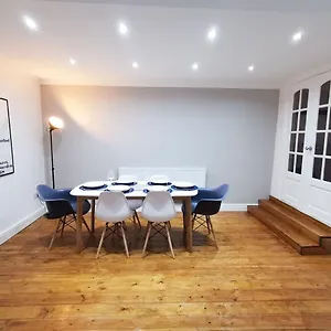 switchback-stays-serviced-apartments-cardiff-central.cardiffhotelswales.com/